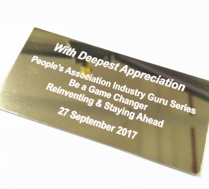 Glossy Gold Aluminium Plate — David Sports & Engraving