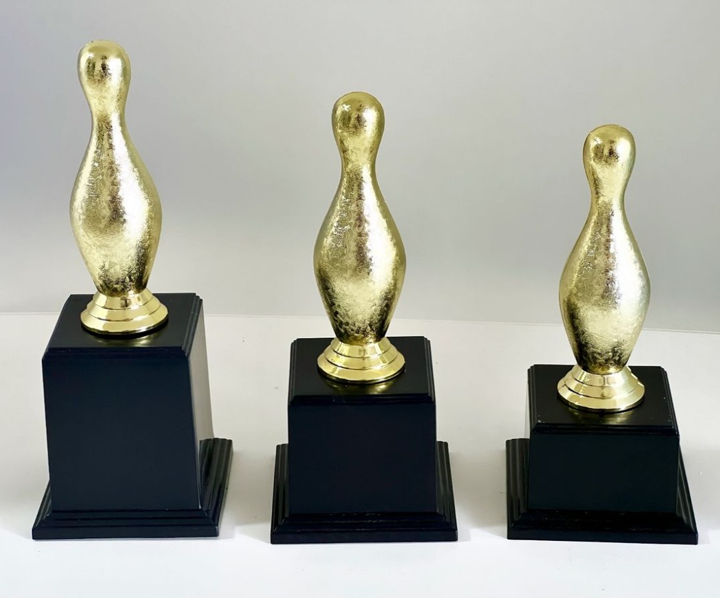 Golden Pin — David Sports & Engraving